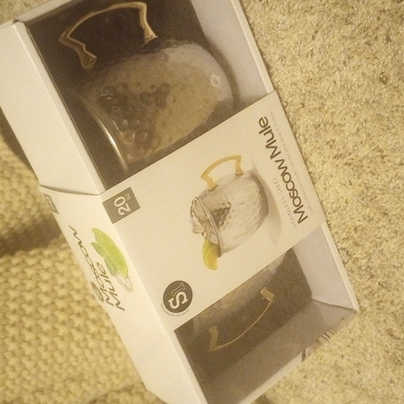 🍸 Selling 2 20oz Never Opened Moscow mule cups. - Picture 1 of 1